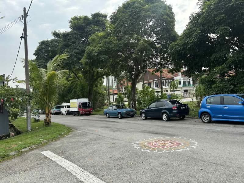 1-storey Terraced House for Sale in Bandar Kinrara Seksyen 1 (Bandar Kinrara) - Woon Geng Kai - Exterior - PropertyGuru.com.my