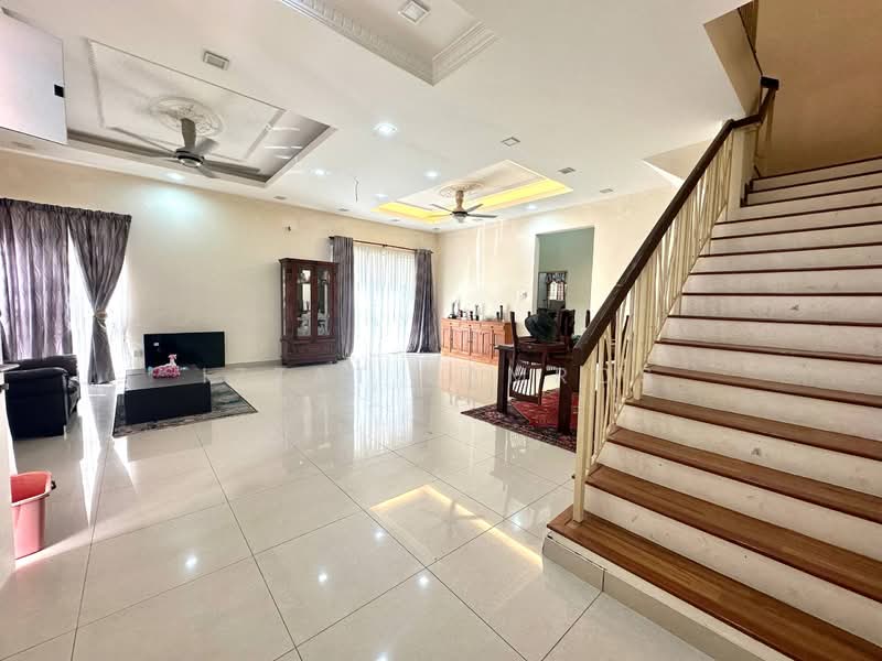 Rumah Berkembar untuk Dijual di Saujana Impian (Kajang) - Izzat Zamros - PropertyGuru.com.my