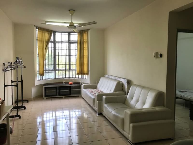Kondominium untuk Disewa di Angkasa Condominiums - Ken Liew - Living Room - PropertyGuru.com.my