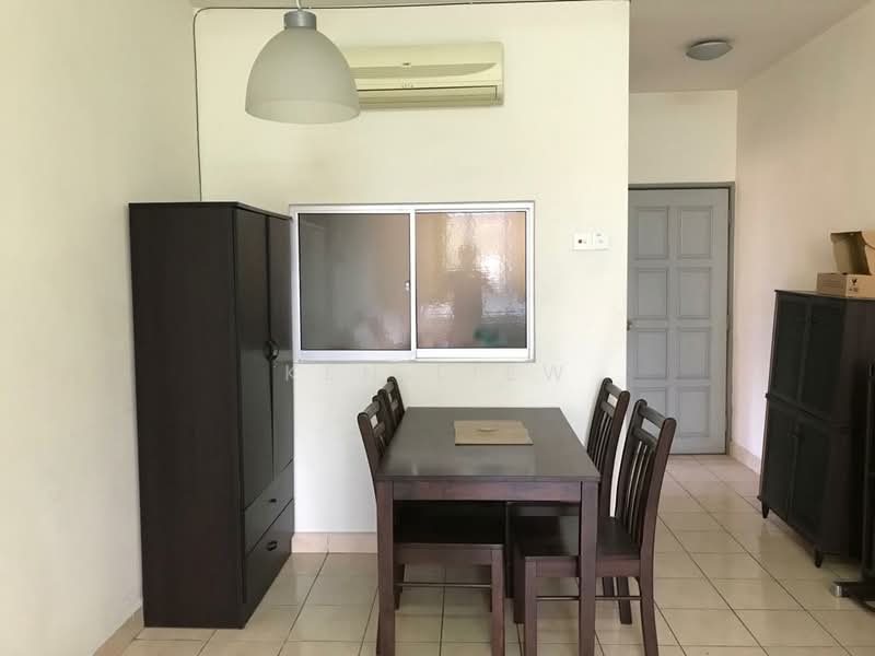 Kondominium untuk Disewa di Angkasa Condominiums - Ken Liew - Dining Room - PropertyGuru.com.my