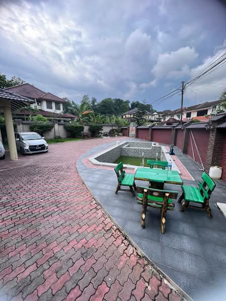 Rumah Banglo untuk Dijual di Taman Bukit Kempas (Tampoi) - Eric Lee - Exterior - PropertyGuru.com.my