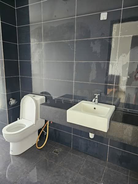 Kondominium untuk Dijual di Platinum III - Jessilynne . - Bathroom - PropertyGuru.com.my