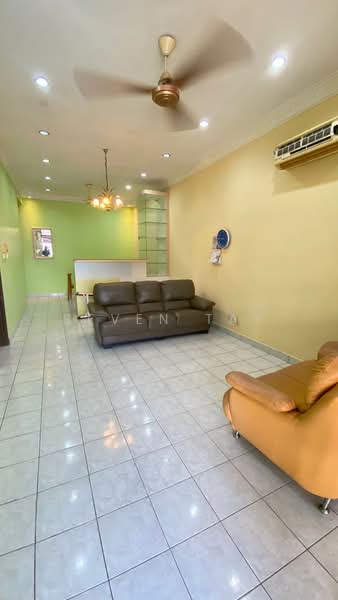 Rumah Teres 1 Tingkat untuk Dijual di Taman Pelangi Indah (Ulu Tiram) - Seven Tay - PropertyGuru.com.my