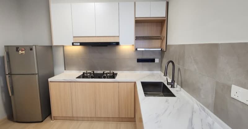 Kondominium untuk Dijual di Endah Regal Condominium - Nicole Loh - Kitchen - PropertyGuru.com.my