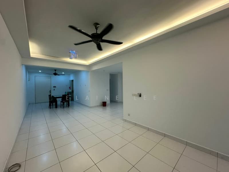 Kondominium untuk Disewa di Elit Heights @ Bayan City - Elaine Lee - Living Room - PropertyGuru.com.my