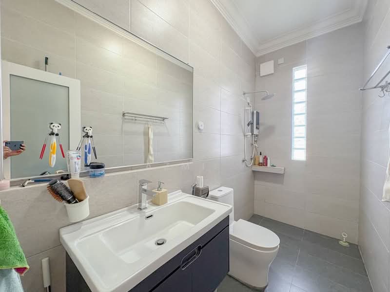 Rumah Banglo untuk Dijual di Bangi (Selangor) - Azmi . - Bathroom - PropertyGuru.com.my