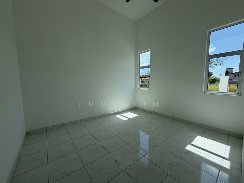 Semi-Detached House for Sale in Parit Buntar (Perak) - Fung Lim - Interior - PropertyGuru.com.my
