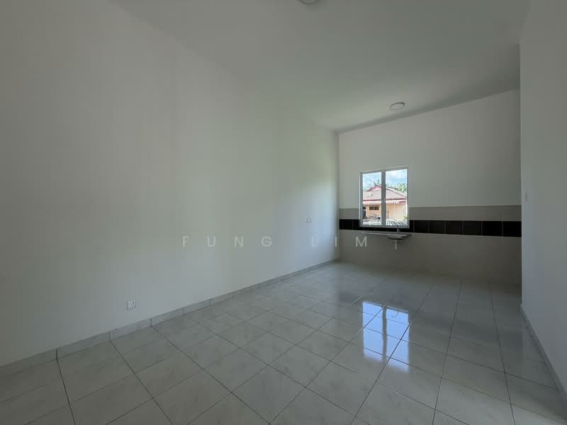 Semi-Detached House for Sale in Parit Buntar (Perak) - Fung Lim - Interior - PropertyGuru.com.my