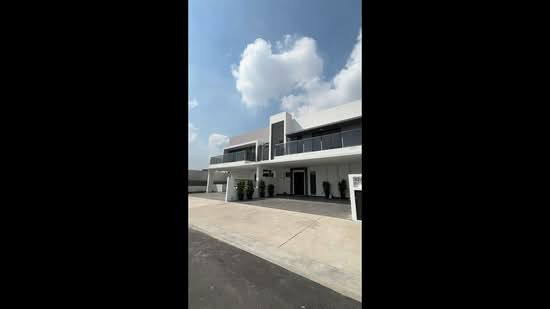 Semi-Detached House for Sale in Petaling (Selangor) - Ivan . - PropertyGuru.com.my