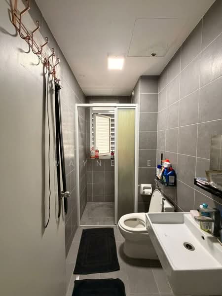 Servis Apartment untuk Disewa di V-Residensi 2 - Wayne Lee - Bathroom - PropertyGuru.com.my