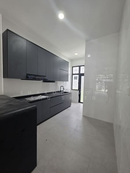 2-storey Terraced House for Rent in Setia Eco Cascadia (Tebrau) - Sharon Wong Shu Shien - Kitchen - PropertyGuru.com.my