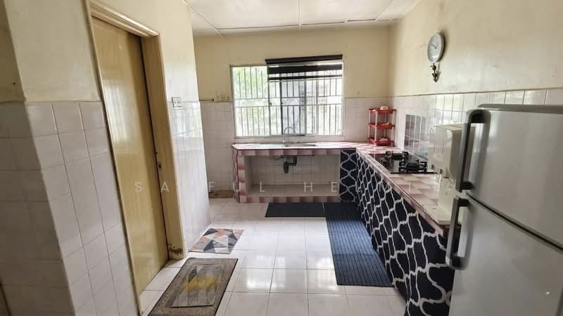 2-storey Terraced House for Sale in TTDI Jaya (Shah Alam) - SAIFUL HELMI - Kitchen - PropertyGuru.com.my