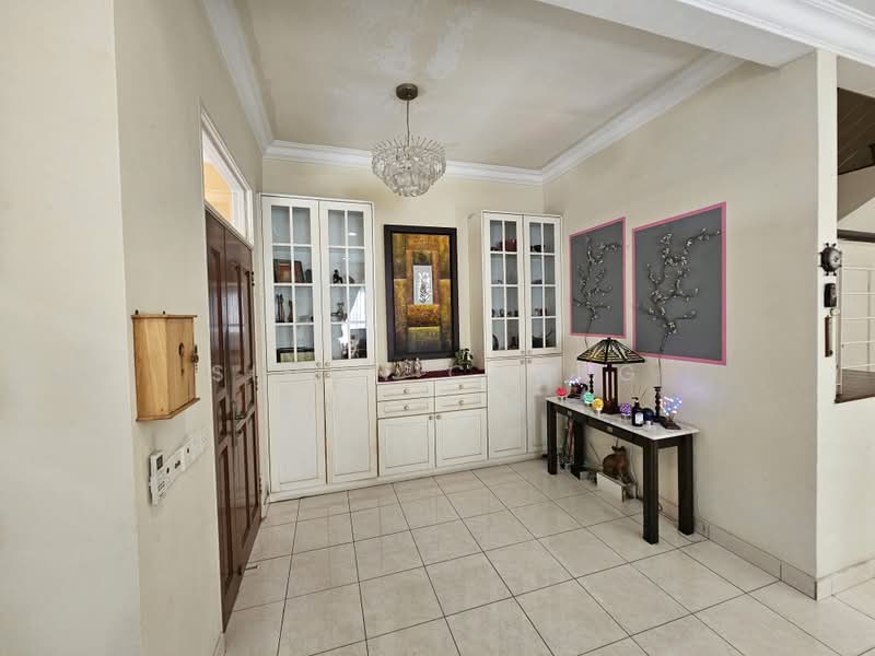 Rumah Berkembar untuk Dijual di Setia Damai (Setia Alam) - Simon Chang - Entrance - PropertyGuru.com.my