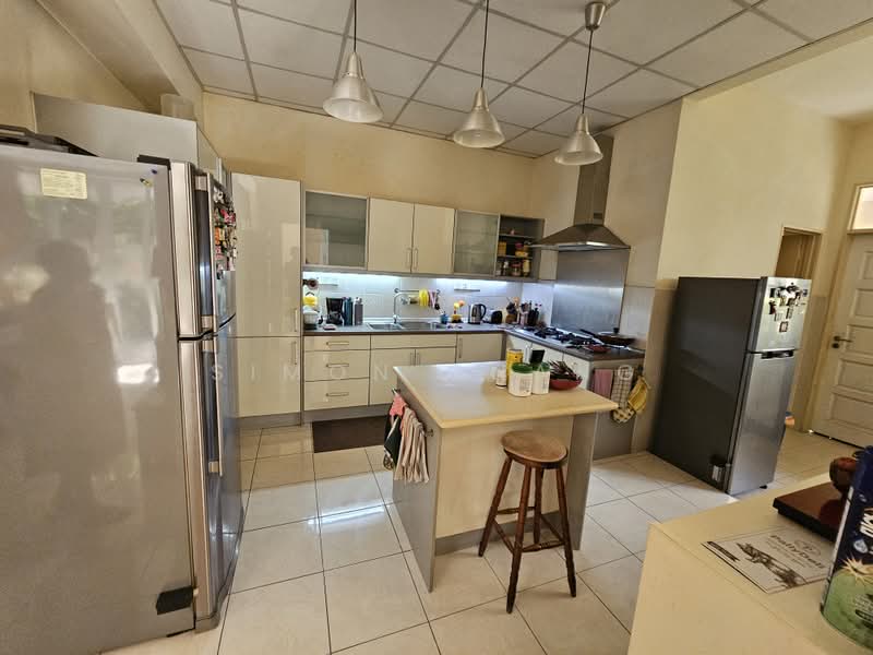 Rumah Berkembar untuk Dijual di Setia Damai (Setia Alam) - Simon Chang - Kitchen - PropertyGuru.com.my