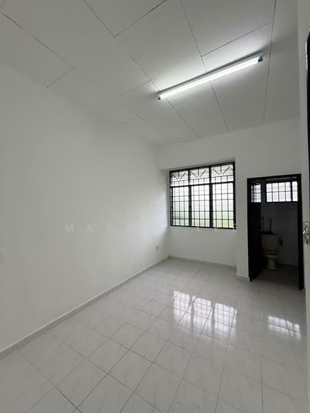 2-storey Terraced House for Sale in Taman Johor Jaya (Johor Bahru) - Maggie Lee - Interior - PropertyGuru.com.my