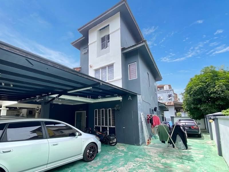 2.5-storey Terraced House for Sale in Taman Aman Putra (Puchong) - Firdaus Hamidun - PropertyGuru.com.my