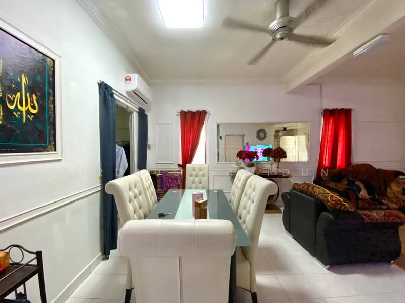 2.5-storey Terraced House for Sale in Taman Aman Putra (Puchong) - Firdaus Hamidun - PropertyGuru.com.my