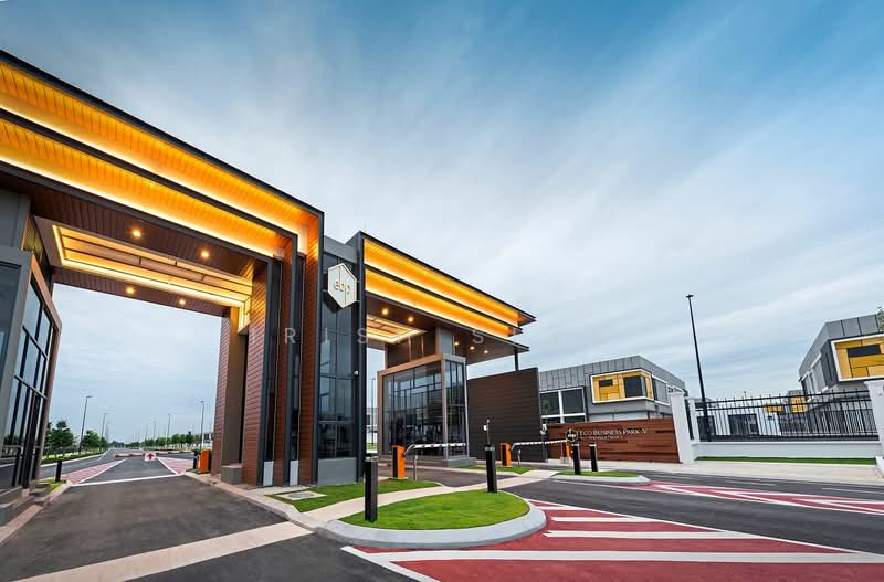 Kilang untuk Dijual di Bandar Baru Enstek (Bandar Enstek) - Irish Shek - Exterior - PropertyGuru.com.my