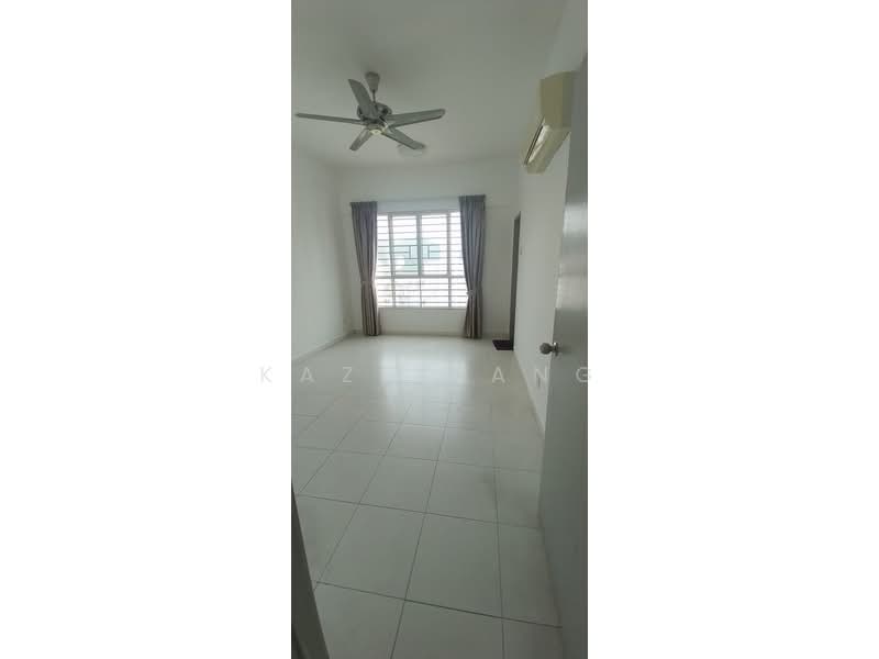 Condominium for Rent at The Golden Triangle Condominium - Kaze Kang - PropertyGuru.com.my