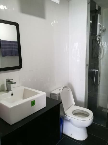 Servis Apartment untuk Disewa di Menara Suria (V12) - Alice Kuon - Bathroom - PropertyGuru.com.my