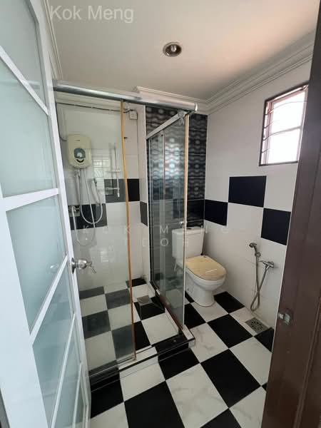Rumah Berkembar untuk Disewa di Setia Impian (Setia Alam) - Kok Meng Teoh - Bathroom - PropertyGuru.com.my