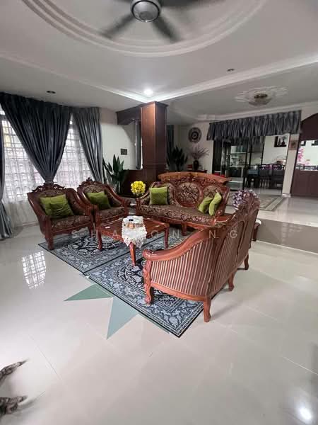 Rumah Banglo untuk Dijual di Taman Bukit Kempas (Tampoi) - Sharon Ng - Living Room - PropertyGuru.com.my