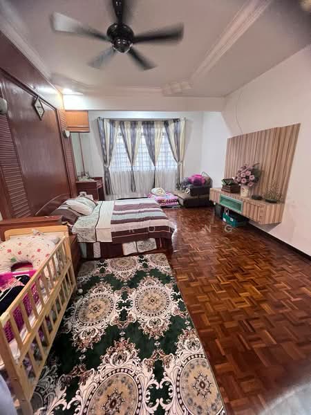 Rumah Banglo untuk Dijual di Taman Bukit Kempas (Tampoi) - Sharon Ng - Bedroom - PropertyGuru.com.my