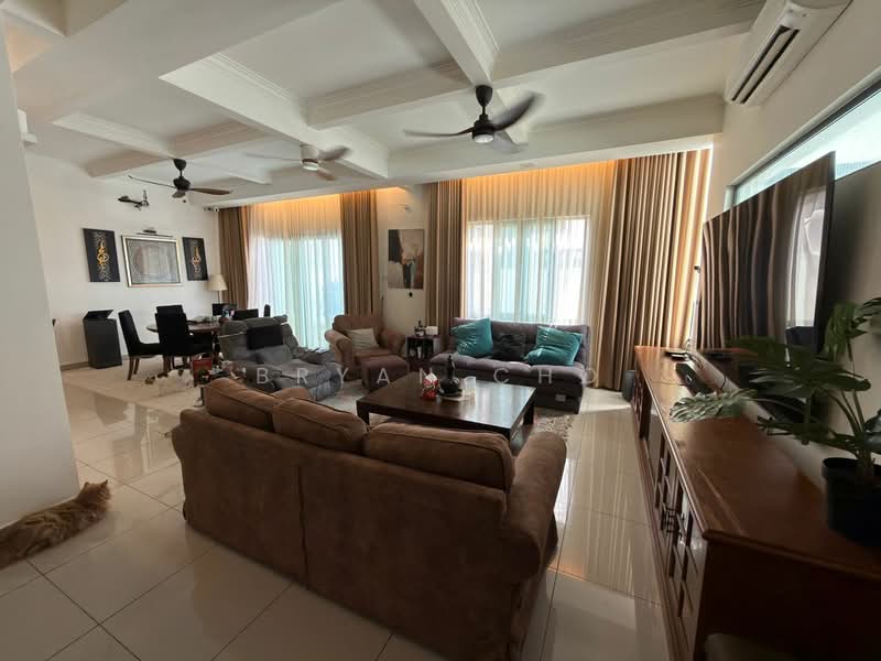 Rumah Berkembar untuk Disewa di Bandar Sungai Long (Selangor) - Bryan Cho - Living Room - PropertyGuru.com.my