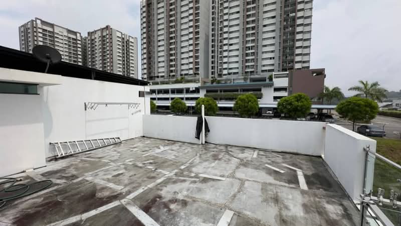 Rumah Berkembar untuk Disewa di Bandar Sungai Long (Selangor) - Bryan Cho - Roof - PropertyGuru.com.my