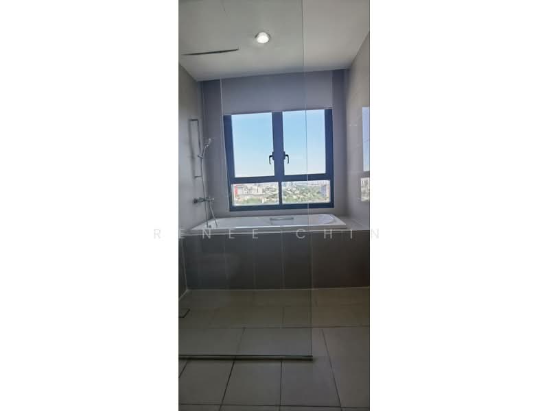 Service Residence for Sale at KL Gateway Residences - Renee Chin - Bathroom - PropertyGuru.com.my