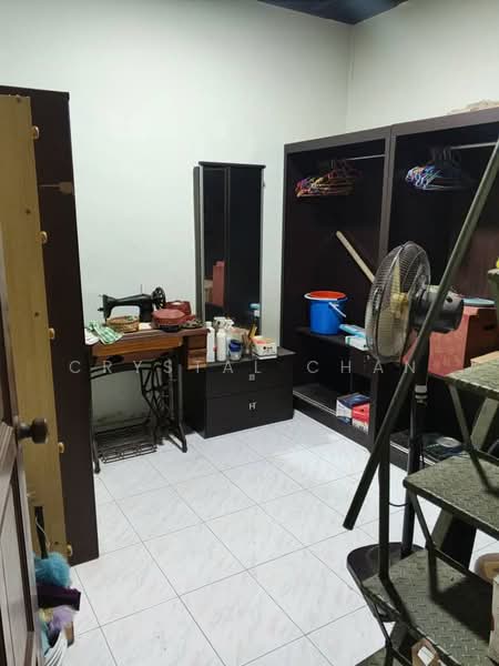 Rumah Teres 1 Tingkat untuk Dijual di Taman Universiti (Sri Gading) - Crystal Chan - Interior - PropertyGuru.com.my