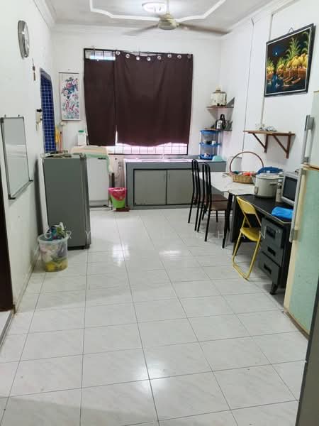 Rumah Teres 1 Tingkat untuk Dijual di Taman Universiti (Sri Gading) - Crystal Chan - Kitchen - PropertyGuru.com.my