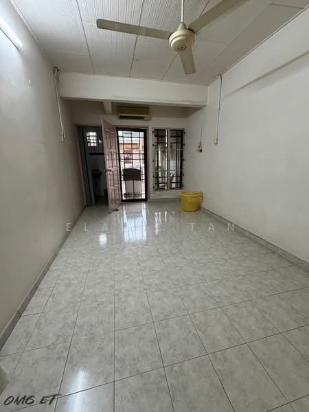2-storey Terraced House for Sale in Taman Eng Ann (Klang) - Elaine Tan - Living Room - PropertyGuru.com.my