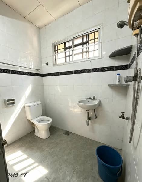 2-storey Terraced House for Sale in Taman Eng Ann (Klang) - Elaine Tan - Bathroom - PropertyGuru.com.my
