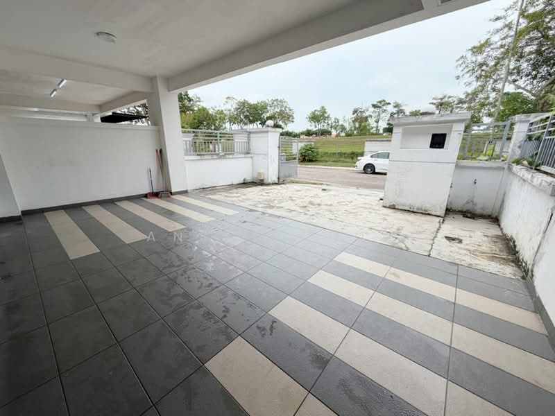 Rumah Teres 2 Tingkat untuk Dijual di Taman Pelangi Indah (Ulu Tiram) - Anson Chua - Exterior - PropertyGuru.com.my
