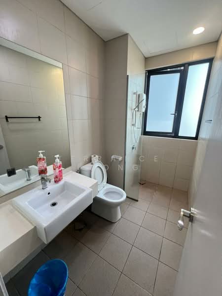 Servis Apartment untuk Dijual di i-SOHO @ i-City - Terrance Leong - Bathroom - PropertyGuru.com.my