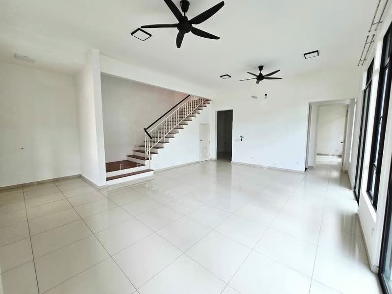 Semi-Detached House for Sale in Eco Majestic (Semenyih) - Jesslyn Lee - Living Room - PropertyGuru.com.my