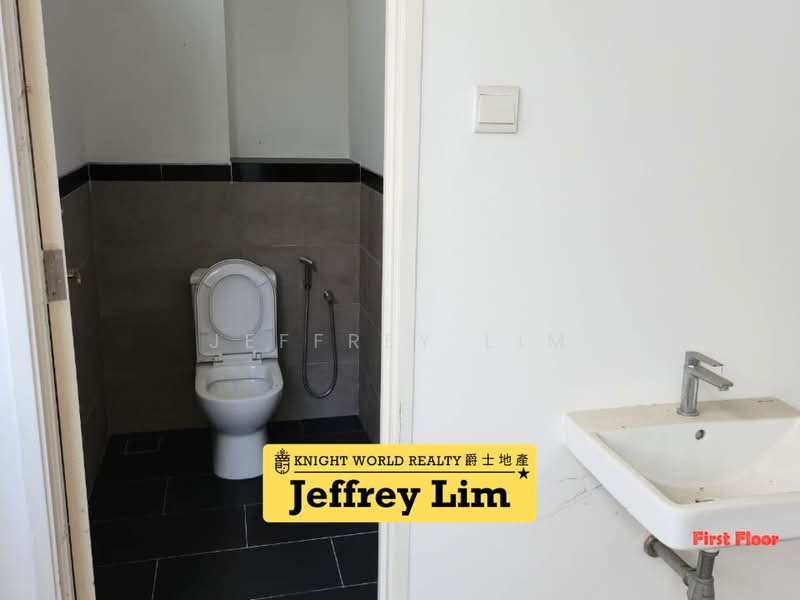Agricultural Land for Sale in Aspen Vision City (Batu Kawan) - Jeffrey Lim - Bathroom - PropertyGuru.com.my