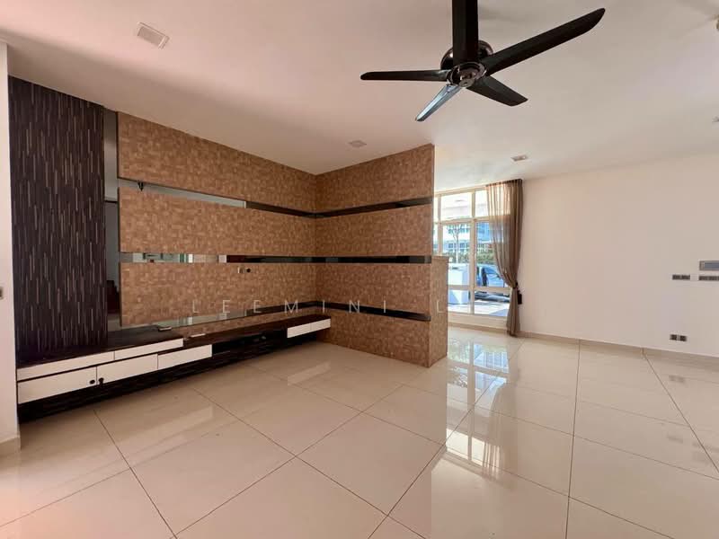 Semi-Detached House for Sale in Puchong (Selangor) - Leemini Lee - Living Room - PropertyGuru.com.my