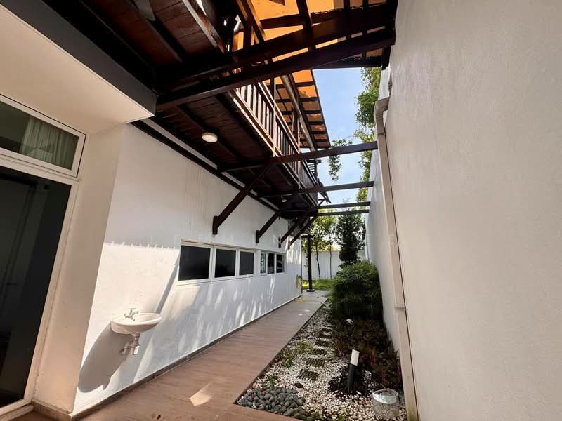 Semi-Detached House for Sale in Puchong (Selangor) - Leemini Lee - Exterior - PropertyGuru.com.my