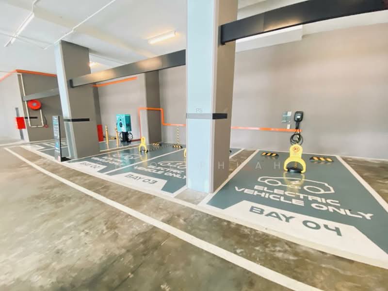 Kondominium untuk Dijual di Seri Riana Residence - Chloe Phuah - Car Park - PropertyGuru.com.my
