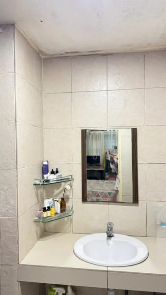 Apartment for Sale at Larkin Residence (Phase One) - Jasz Ong - Bathroom - PropertyGuru.com.my