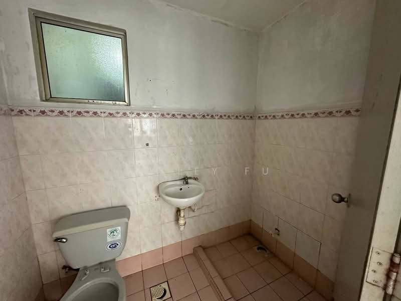 Condominium for Sale at Pelangi Damansara - Wesley Fu - Bathroom - PropertyGuru.com.my