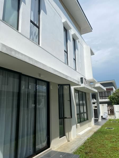 Rumah Berkembar untuk Dijual di Setia Ecohill (Semenyih) - Jesslyn Lee - Exterior - PropertyGuru.com.my