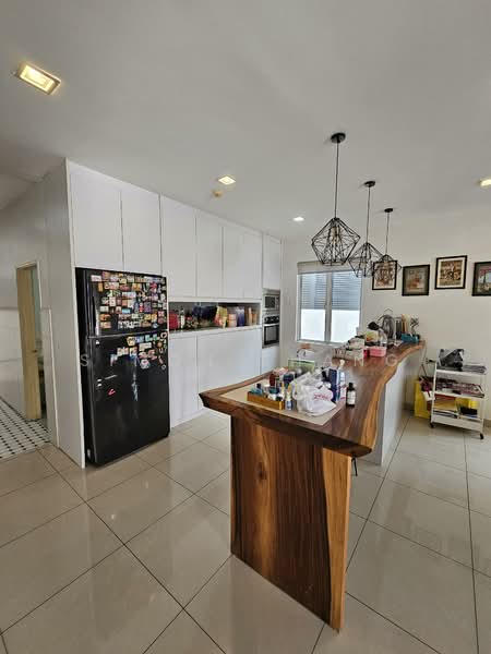 Rumah Berkembar untuk Dijual di Setia Damai (Setia Alam) - Simon Chang - Kitchen - PropertyGuru.com.my