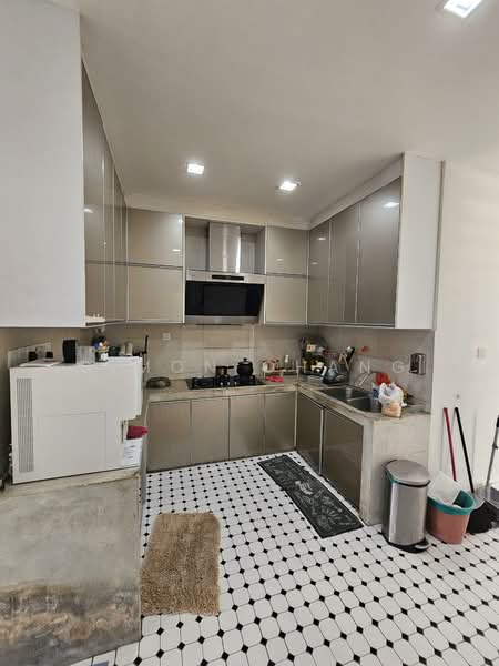 Rumah Berkembar untuk Dijual di Setia Damai (Setia Alam) - Simon Chang - Kitchen - PropertyGuru.com.my