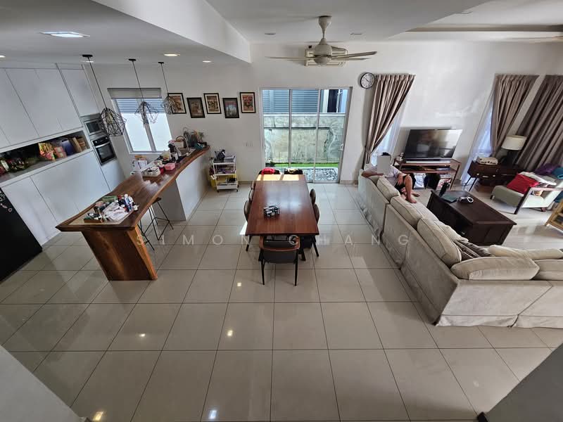 Rumah Berkembar untuk Dijual di Setia Damai (Setia Alam) - Simon Chang - Living Room - PropertyGuru.com.my
