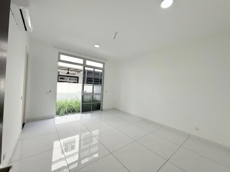 Rumah Berkembar untuk Dijual di Eco Spring (Johor Bahru) - Shi Ting - PropertyGuru.com.my