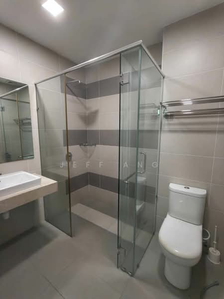 Rumah Kluster untuk Dijual di Taman Mutiara Mas (Skudai) - Jeff Ang - Bathroom - PropertyGuru.com.my