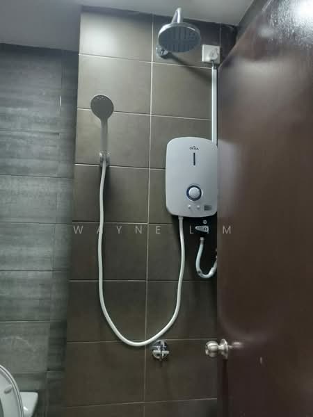 Service Residence for Rent at Symphony Tower (Menara Simfoni) - Wayne Lim - Bathroom - PropertyGuru.com.my